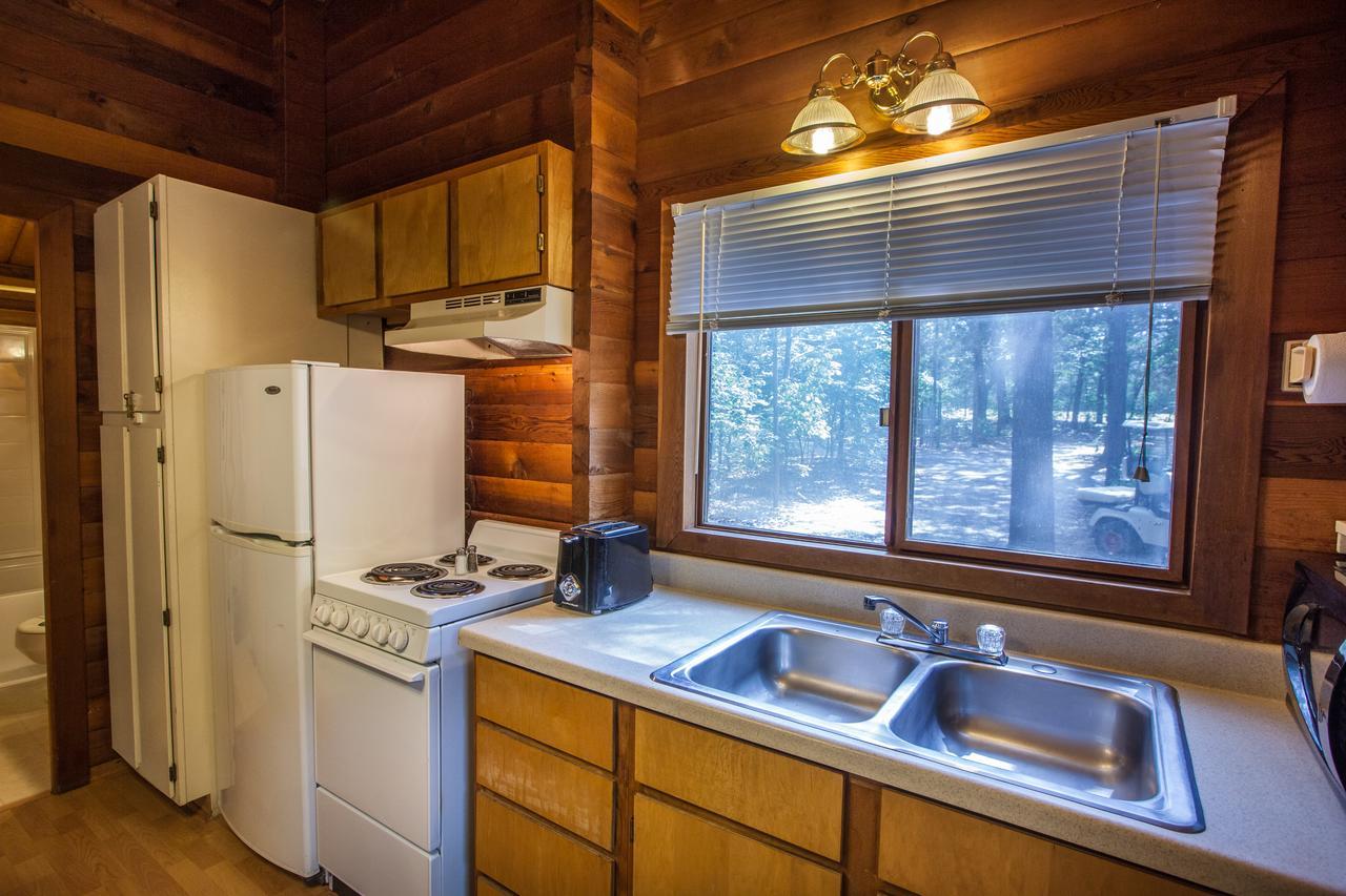 Lake Texoma Camping Resort Cabin 4 Willow Spring Exteriör bild